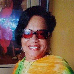 Meet your Posher, Debra